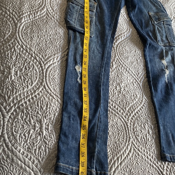 Alice + Olivia Distressed Jeans - Picture 6 of 8